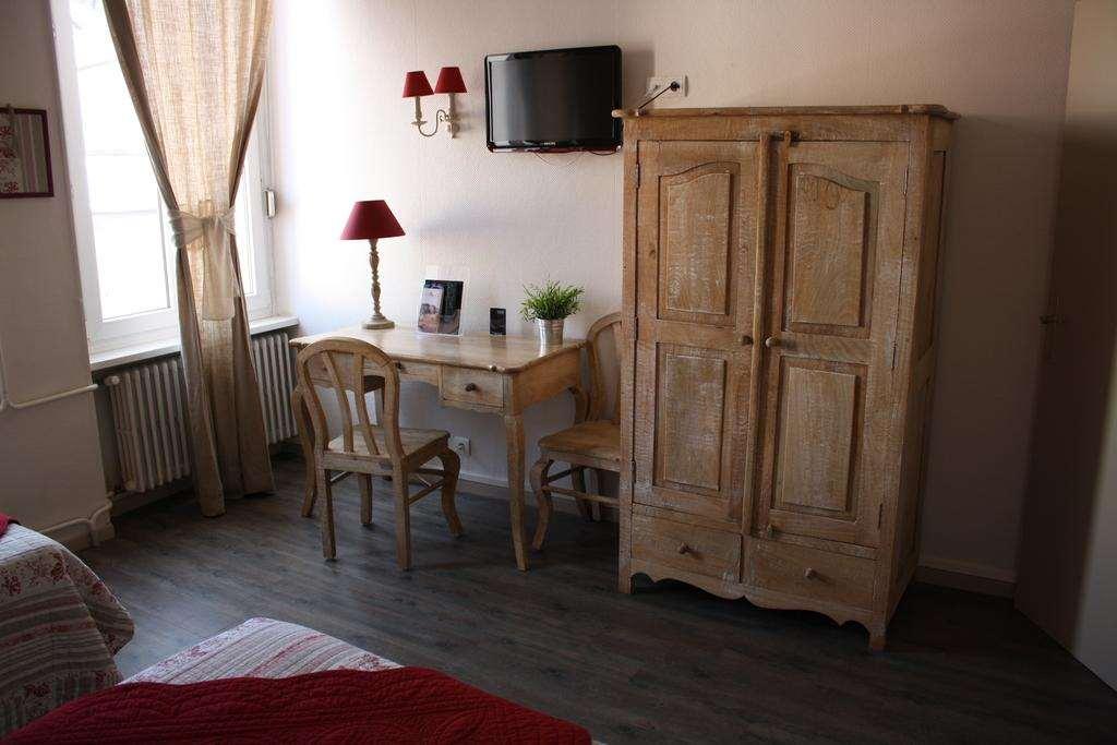 Brit Hotel Bristol Montbeliard Centre Room photo