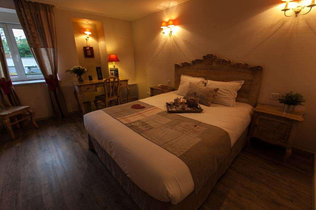 Brit Hotel Bristol Montbeliard Centre Room photo